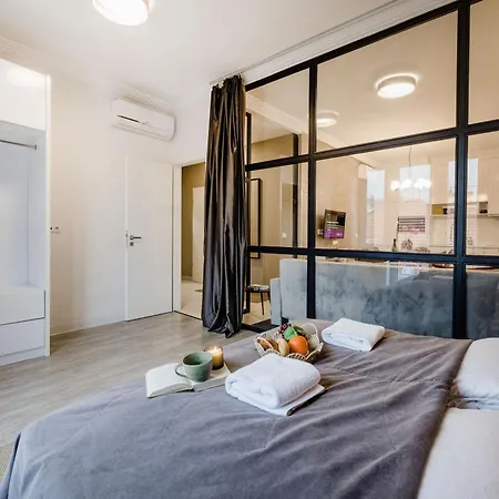 3br By New York Cafe In Iconic District Budapest