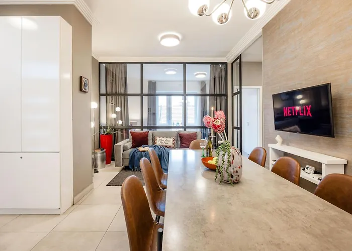 3br By New York Cafe In Iconic District Budapest
