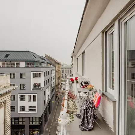 Apartamento 3br By New York Cafe In Iconic District *