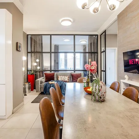 3br By New York Cafe In Iconic District Βουδαπέστη