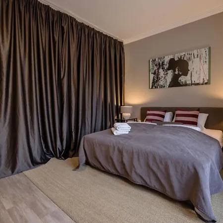 3br By New York Cafe In Iconic District Boedapest